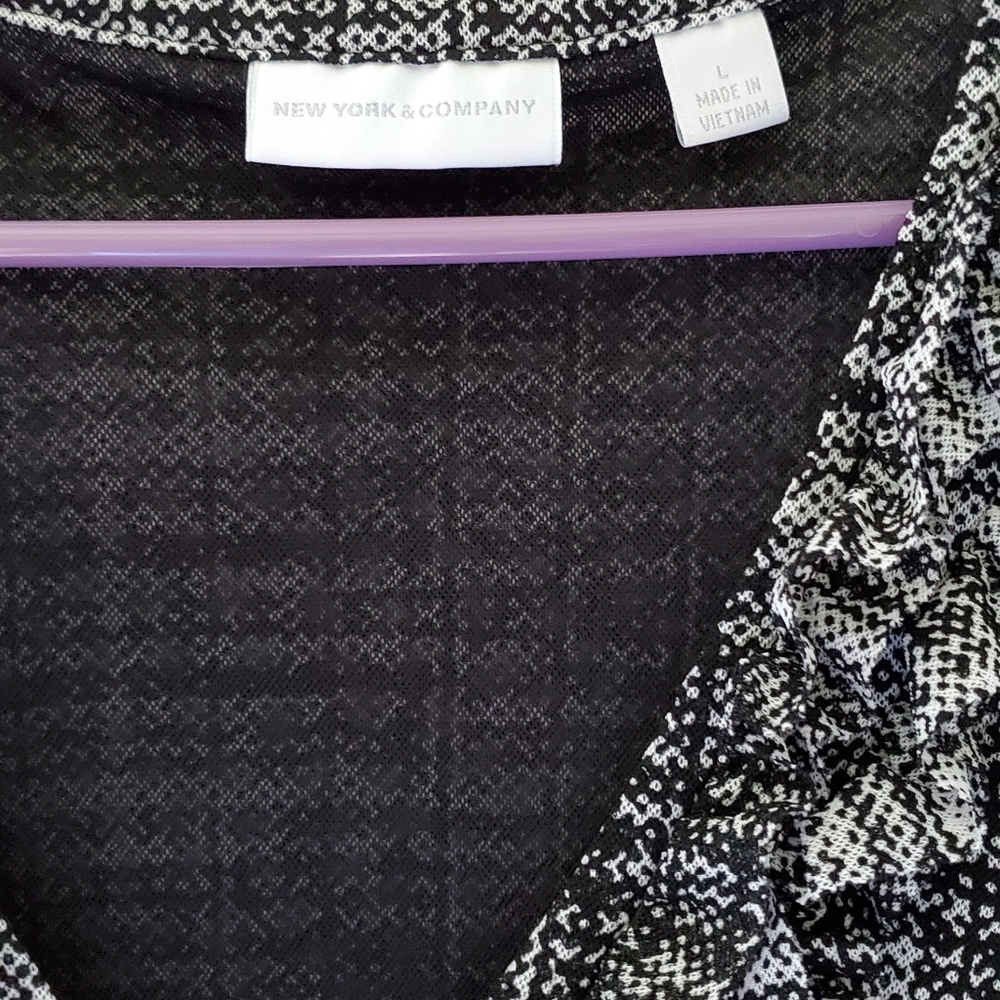 Blouse - Picture 2 of 2